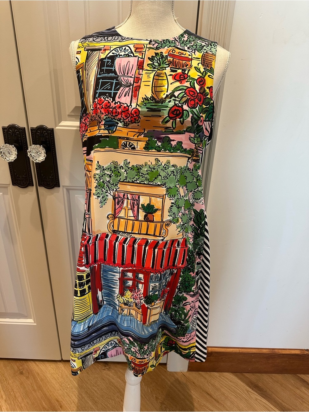 Alice + Olivia Coley City Landscape Printed Mini Dress, Sz 12, retailed for $440